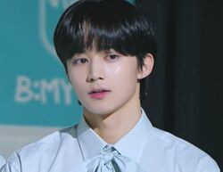 美形すぎると話題の18歳日本人練習生、海外ファンの心を掴み躍進！