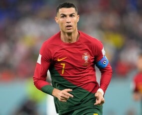 「欧州の超エリートクラブで…」マンUの元同僚がC・ロナウドの“就活”に太鼓判！「４、５か月で15か20Gを決めると思う」