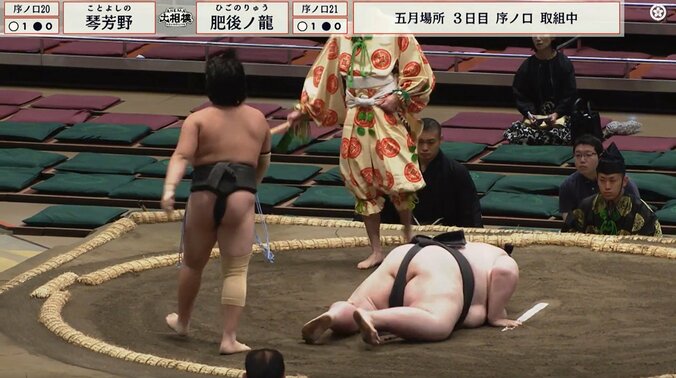 15歳小兵力士、“142キロ差”に衝撃白星 224キロ巨漢を“妙技”で撃破 「マンガみたい」「小さな巨人」ファン驚き 4枚目