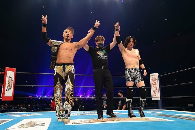 ノアで同じ時間を過ごした4人の再会 試合後にザック「オモシロイネ！」 新たなストーリーの予感も  2枚目