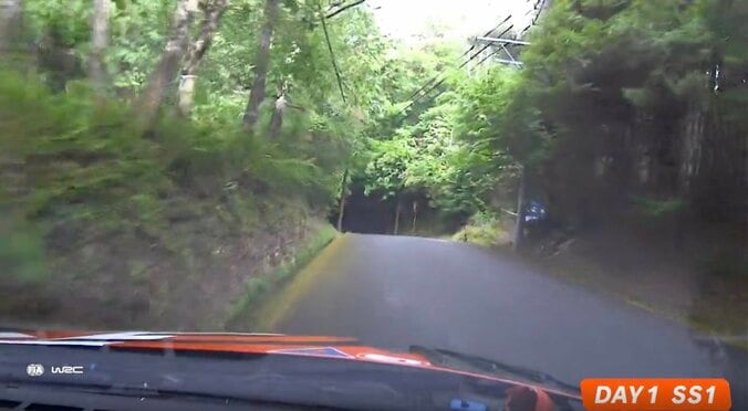 ラリージャパンで日本人ドライバーにいきなり悲劇！ 側溝にタイヤが…勝田、衝撃アクシデントで波乱の幕開け 3枚目