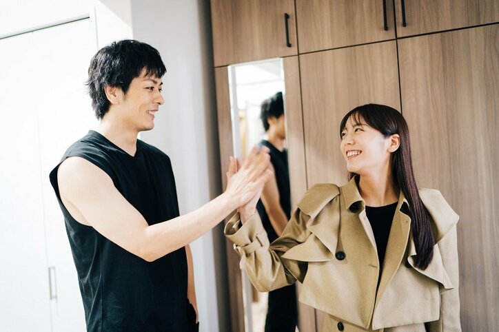 貴島明日香、お風呂上りに「髪乾かして」15歳年上夫に甘えた様子で可愛くおねだり『私たち結婚しました 4』 