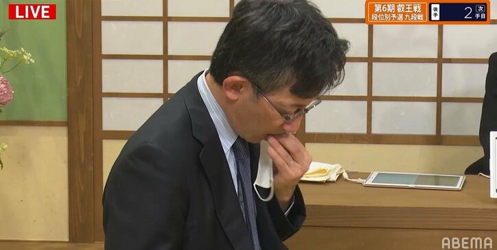 「さすが！」「わかってる」日本将棋連盟会長・佐藤康光九段、対局前に「初手LOOK」で2粒パクリ 今期から不二家が主催