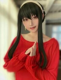 人気TikToker・あかせあかりが「SPY×FAMILY」ヨルをリアルに再現！「ハイレベルで超綺麗」「素敵が過ぎる」と絶賛の声