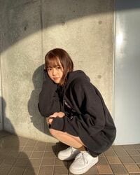 “ボンビーガール”川口葵、かまいたち山内にもらったアイテムでコーデ披露 「可愛さがたまらん！」と反響