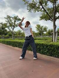 hitomi『夢の国　ディズニーシー』