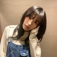 「破壊力！」「可愛すぎですよ」森七菜のキュートな上目遣いショットにファン絶賛