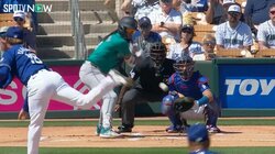 山本由伸、制球ビタビタのストレート 相手打者も"うんざり"リアクションで見逃し三振の瞬間