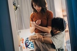 別れた後もずるずると体の関係に…素直になれない恋心を織田奈那が熱演『ドラ恋～Kissing the tears away～』act.1