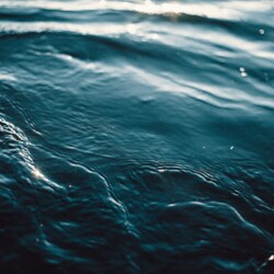 エンターテイメント性に満ちあふれる3MCsユニット、MGFのラッパー、SIGEMARUの約2年ぶりとなるソロ作『STASIS』のリリースが決定！