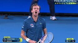 ロシアの若き癇癪玉、“審判台襲撃”でポイント・ペナルティ