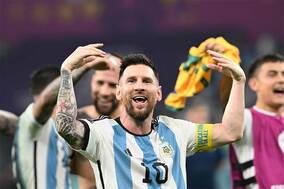 【W杯】アルゼンチン8強進出！　主将メッシ、悲願Vへ「まだとどまっていたい」