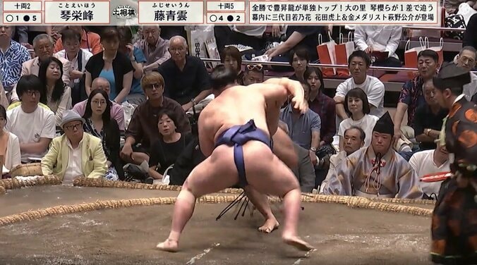 サングラス着用の上地雄輔さん