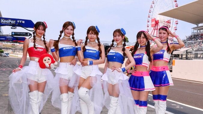 【写真・画像】変化するレースクイーン業界 呼び名はレース“アンバサダー”に、男性の進出も　1枚目