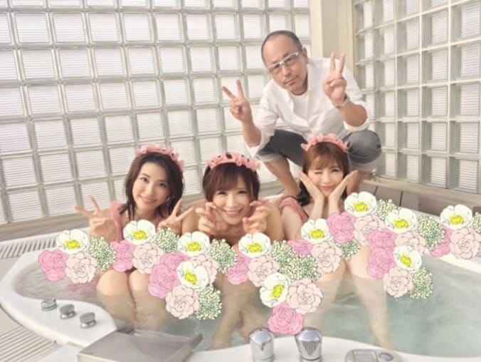 森下悠里＆手島優＆戸田れいのセクシーすぎる入浴写真 「3人で絡みまくっちゃったよ」　 2枚目