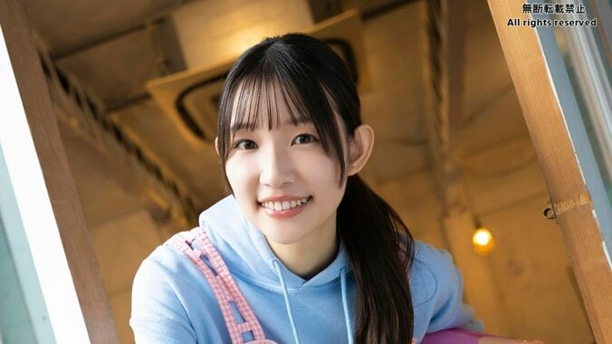 【写真・画像】保育士資格持ちの“令和の美脚クイーン” 波崎天結の働く姿を覗き見 ヤンマガWeb「働くお姉さん」カット公開　1枚目