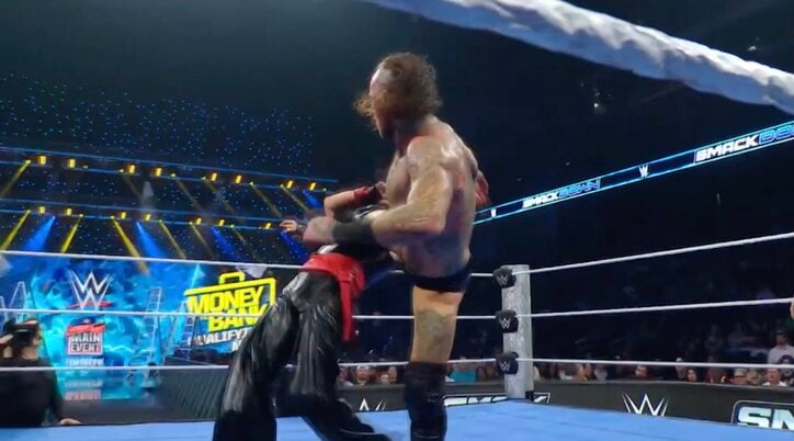 【映像】回し蹴りで“失神” 大の字KOの瞬間