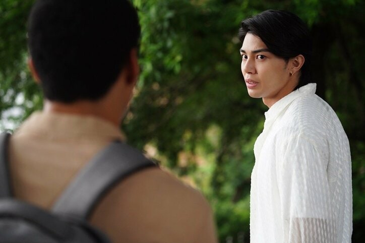 覆面D（関口メンディー）&ハオウ（武知海青）がついに直接対決！「背負いながら生きている僕らは前に進まなければ」同じ傷を負った二人の戦いの結末は？『覆面D』最終話