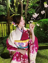 ざわちん『着物でチェリーブロッサムww』