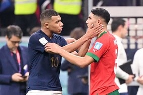 「ベストフレンド」カタールW杯を終えて“親友”のエムバペとハキミが再会！２ショットにファン歓喜「素晴らしい友情だ」