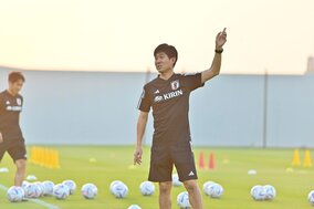 【現地ルポ「日本代表」【最終準備】】森保監督がテストしてきた「終盤の3バック」は課題の「試合の終わらせかた」への対応策!?23日ドイツ戦へのチェック事項(2)