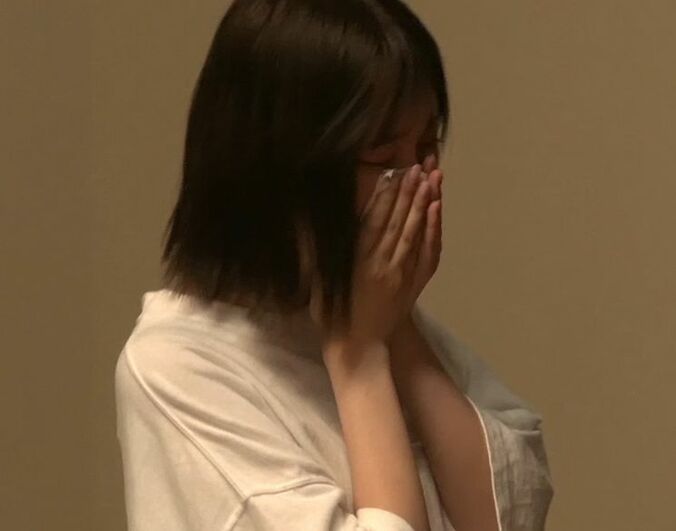 弘中綾香似の26歳美人タレント「もう無理」泣きじゃくりパニックに