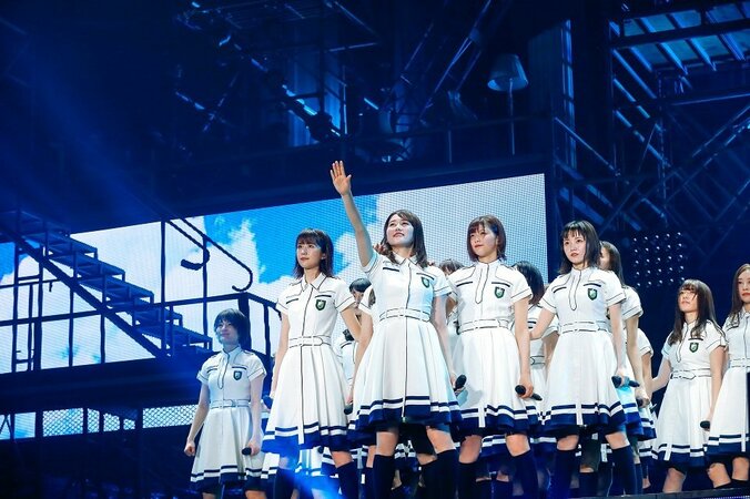 平手友梨奈・志田愛佳が不在の欅坂46、全員で取り組んだ２周年ライブ 30枚目