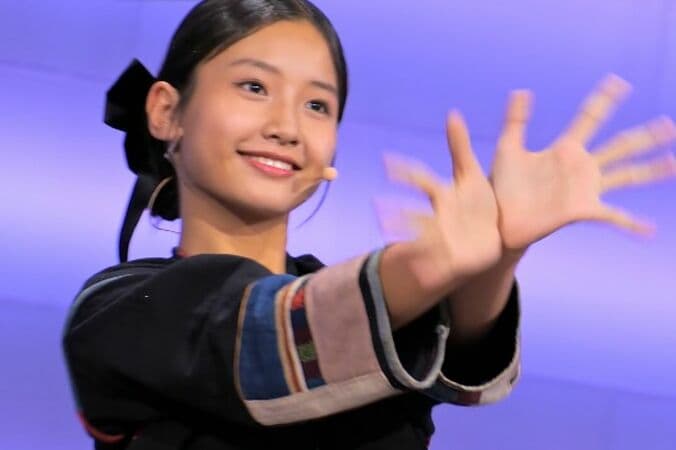 中国ハニ族出身の13歳美少女、見事な開脚としなやかなダンスに審査員驚き「彼女をどこで探してきたの！？」動画再生数1000万回を超えた民族衣装で登場！ 1枚目