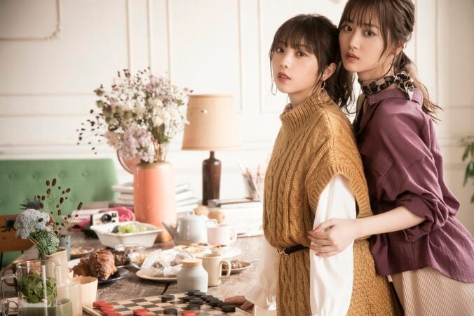 齋藤飛鳥、与田祐希、佐藤楓、山下美月、GRL新ビジュアルで雰囲気たっぷりな秋冬の装いに 2枚目