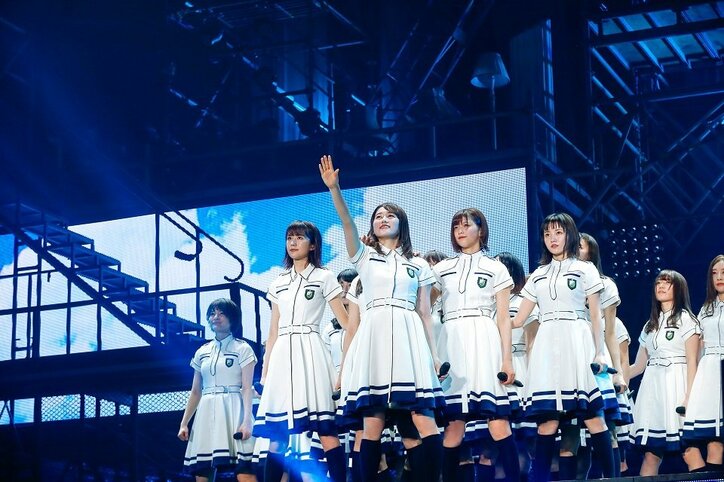平手友梨奈・志田愛佳が不在の欅坂46、全員で取り組んだ2周年ライブ