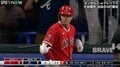大谷翔平、20号“直前の一球”で生じた珍アクシデントに「和んだw」「かわいい」ファンほっこり 大谷“ヒヤリ”も咄嗟の振る舞いが話題