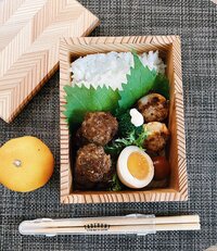 仁香『学食を挟んでの息子弁当』