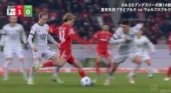 メッシかよ！ 堂安律が「キレキレすぎ」 相手3人を翻弄する“超絶ステップ”→意表を突く“逆足ショット”を放つ瞬間「ワクワクする」「絶好調やな」