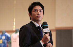 「すっごく良い顔」「親戚と会った時の顔してる」内田篤人とザッケローニ元日本代表監督の再会が反響！「ザックJAPAN好きでした！」