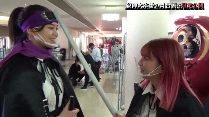 ラスアイ長月翠がメンバーをフォロー！ 殺陣パフォーマンス大本番の舞台裏 3枚目