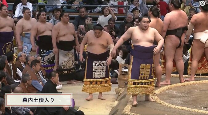 注目を集めた義ノ富士の化粧まわし