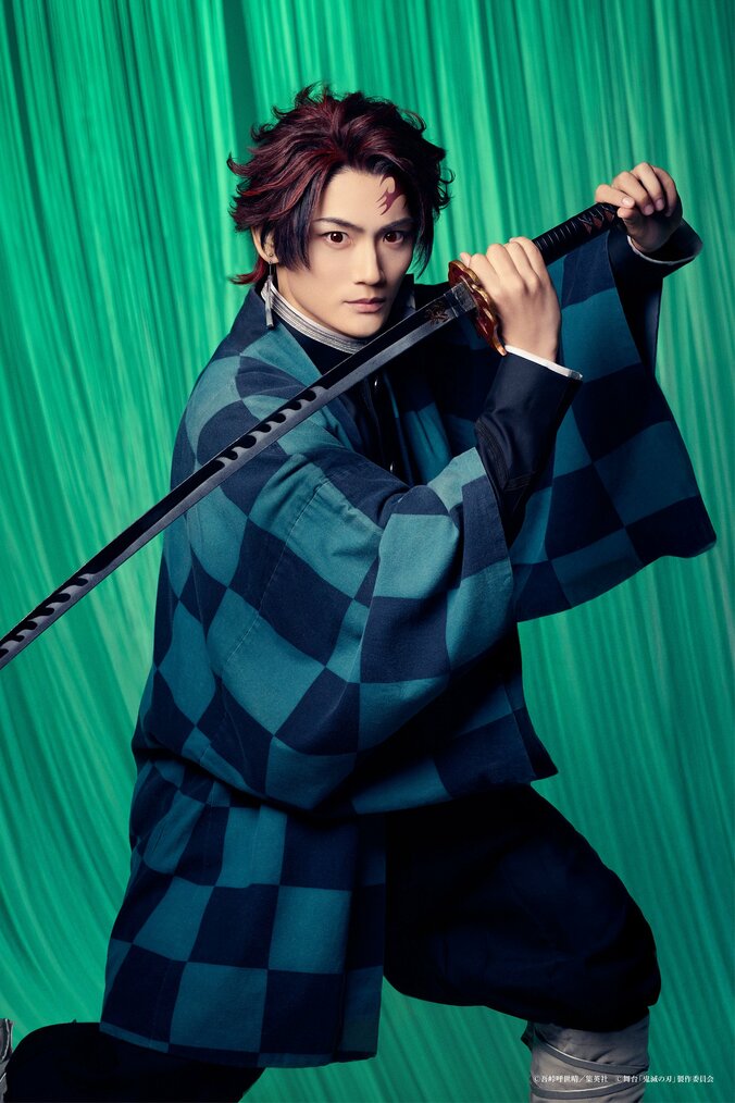 [Photos/Images] Shogo Sakamoto et Fu Takahashi incarneront Tanjiro Kamado en double distribution ! Le 6e volet de la pièce de théâtre Demon Slayer: Kimetsu no Yaiba adaptera l'arc de « L'Entraînement des Piliers » 3rd