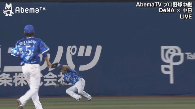 勝敗分けたハマスタの照明　外野フライで横浜DeNAにホームの利 1枚目