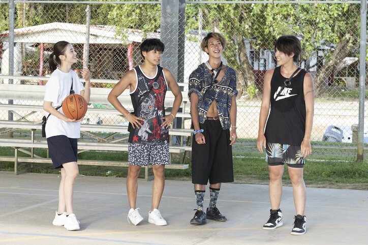 「突然ビジュが良くなった」美人女子大生、陽キャ大学生にときめきキス きっかけは髪型のイメチェン『シャッフルアイランド Season3』#6