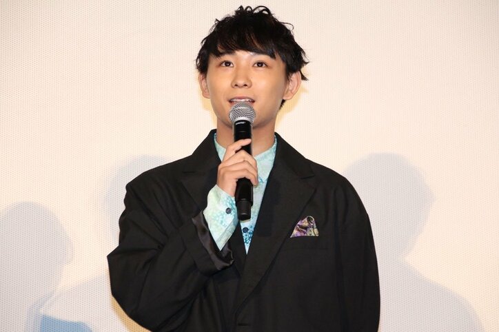 岩田剛典、グダグダ誕生日サプライズに苦笑い 21歳迎えた杉咲花に「ごめんね」　『パーフェクトワールド 君といる奇跡』舞台挨拶