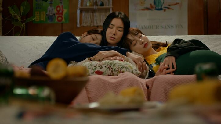 恋人との破局をライブ配信?今どきの若者たちの恋愛事情を調査するも…『ニューノーマルジン』第3&4話