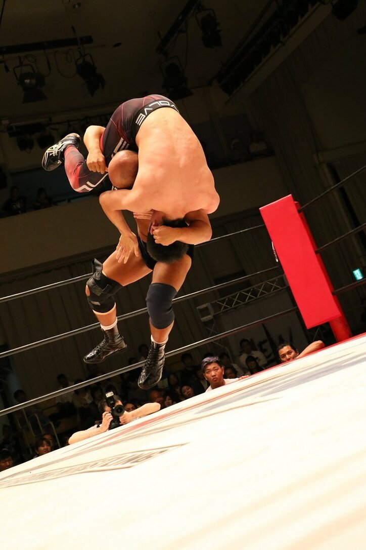 青木真也、プロレスラーのスゴさを語る「桜庭さんの『プロレスラーは強いんです』は本当だ」