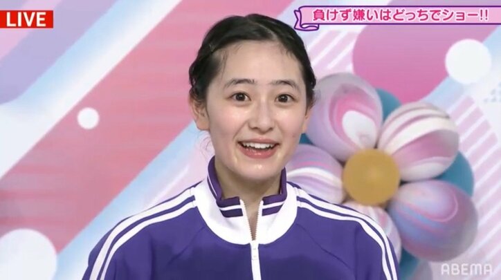 “水も滴るいい女”清宮レイが勝利に歓喜、田村真佑は珍味を食して半泣きに【乃木坂電視台 Part4】