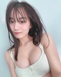 黒木ひかり、胸元あらわなセクシーショットにファン悶絶「天使すぎてやべー」