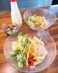 みきママ『鶏むね肉でサラダうどんです!!』