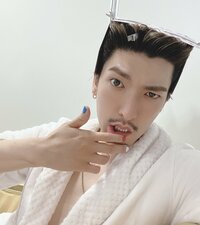 EXITりんたろー。の“ミルクボーイ内海風ヘア”に「どうなってるの!?」「ジョジョ感」と反響