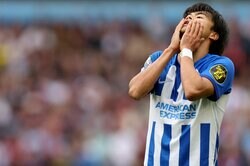 「攻撃的なプレーは皆無」三笘薫も今季最低点　6失点大敗でブライトンの選手たちは軒並み低評価に