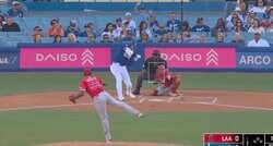 どうした…！？ 大谷翔平の選球眼に“ドン引き”「めっちゃ見えてる」 絶妙コースを見極められる→相手投手が呆然