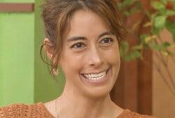 森泉（43）、夫の耳かきをする8歳長女を公開「父の日に…」