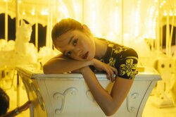 『ばけばけ』ヒロイン・高石あかり、2024年発売の1st写真集が大反響で重版決定 未公開カットも特別公開